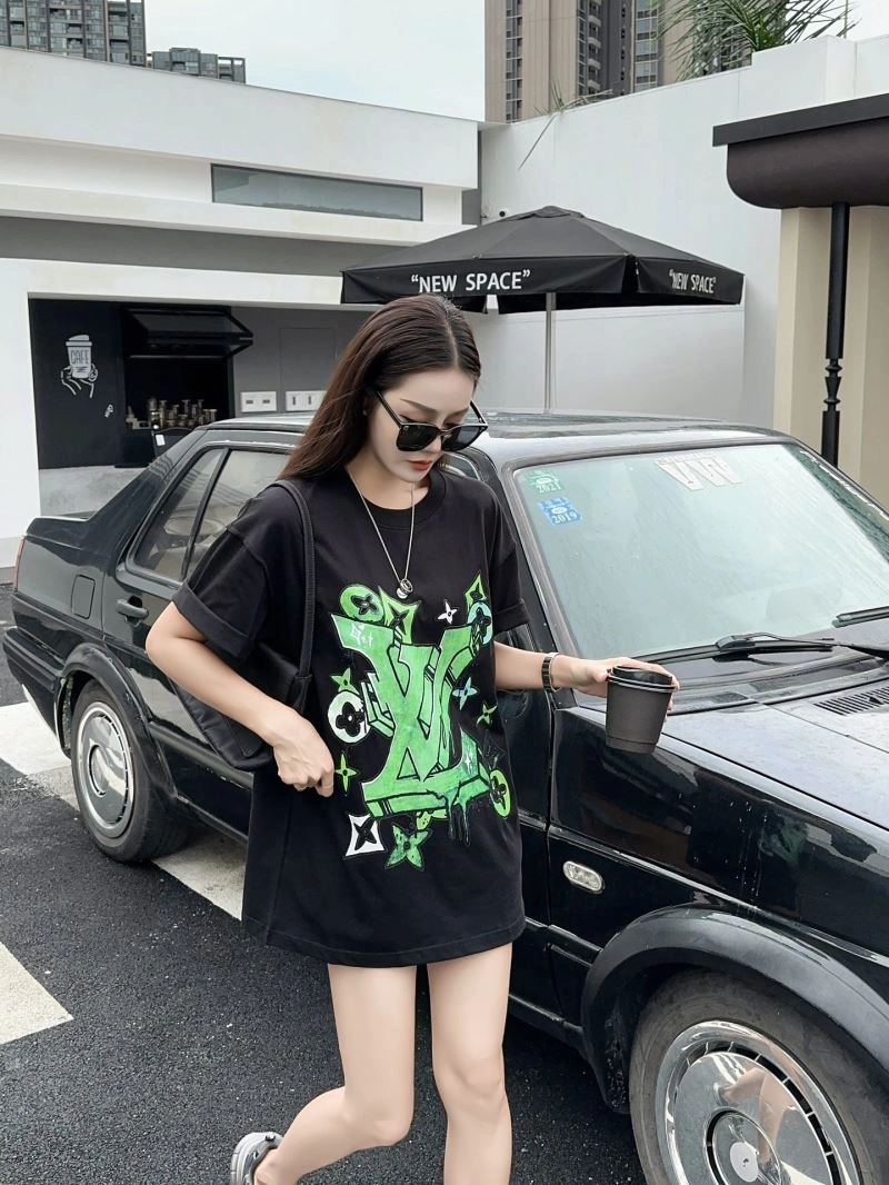 Louis Vuitton T-Shirts SoftTouch 138126