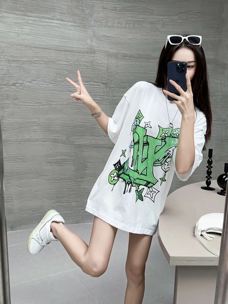 Louis Vuitton T-Shirts FashionForward 138122