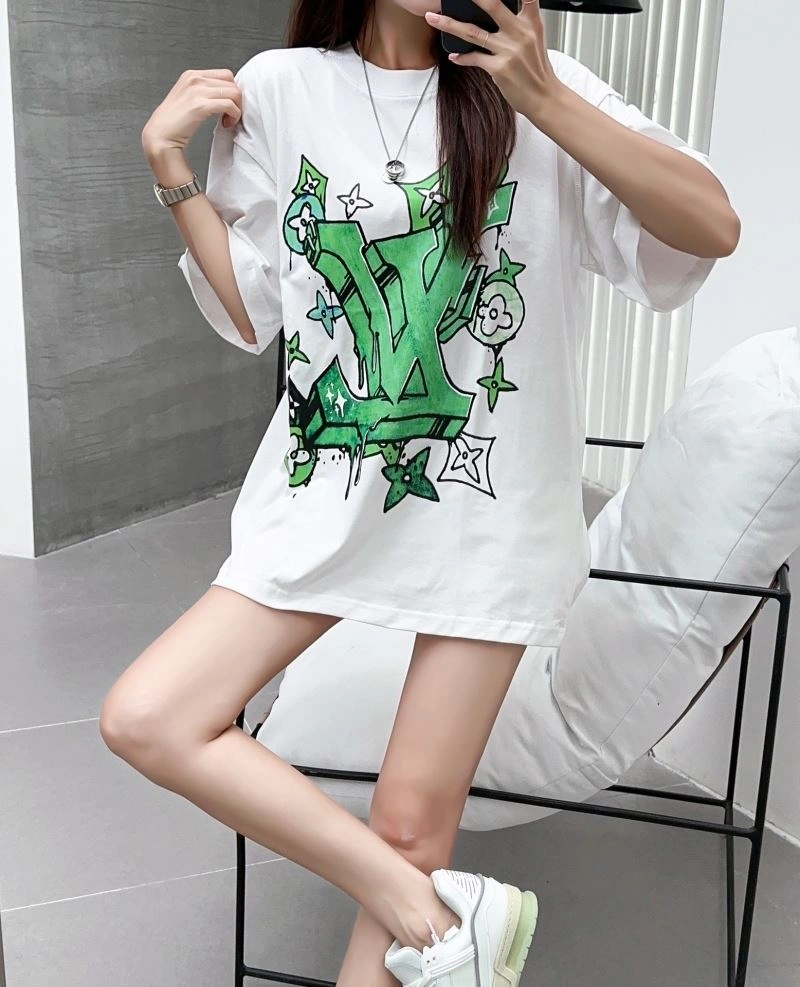 Louis Vuitton T-Shirts FashionForward 138122