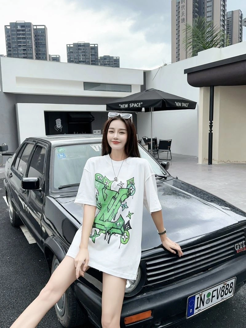 Louis Vuitton T-Shirts FashionForward 138122