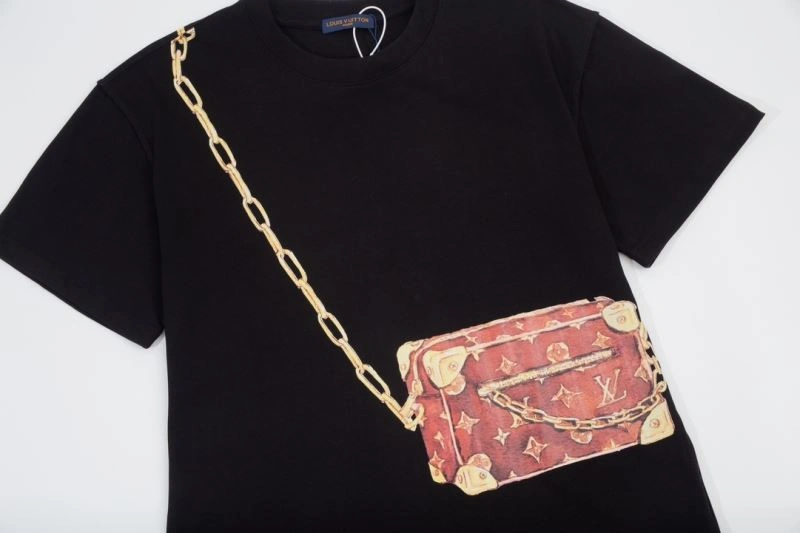 Louis Vuitton T-Shirts Cozy 138120
