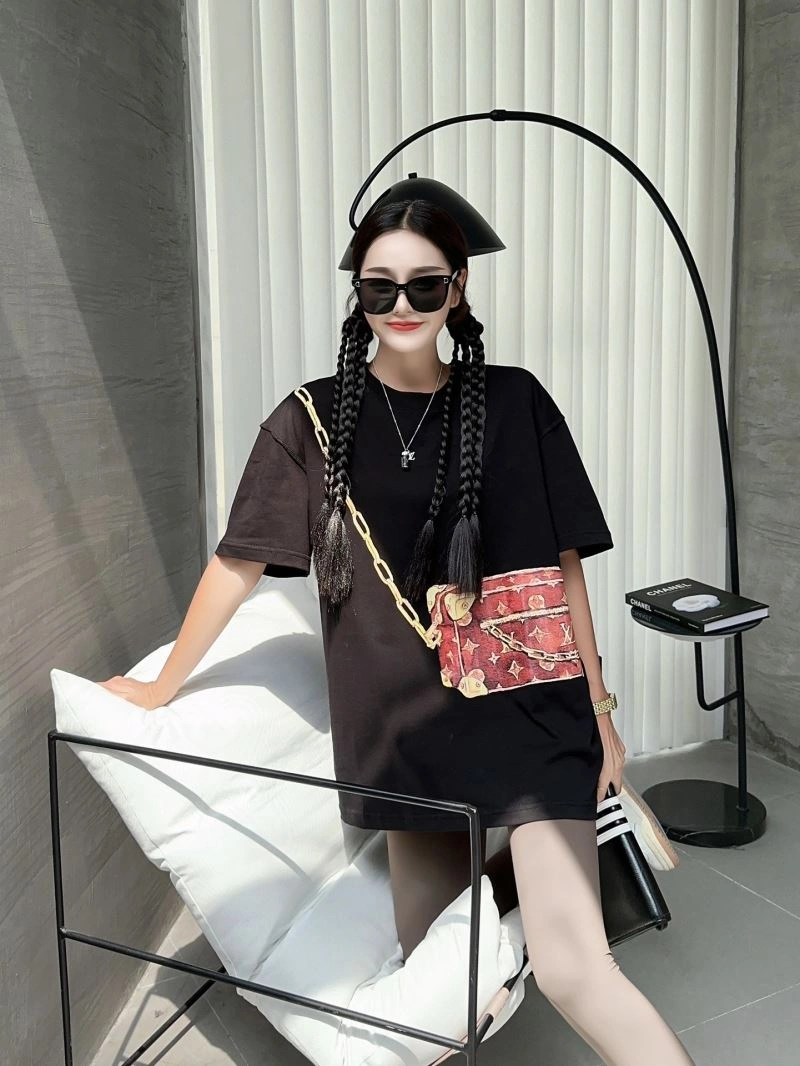 Louis Vuitton T-Shirts Cozy 138120