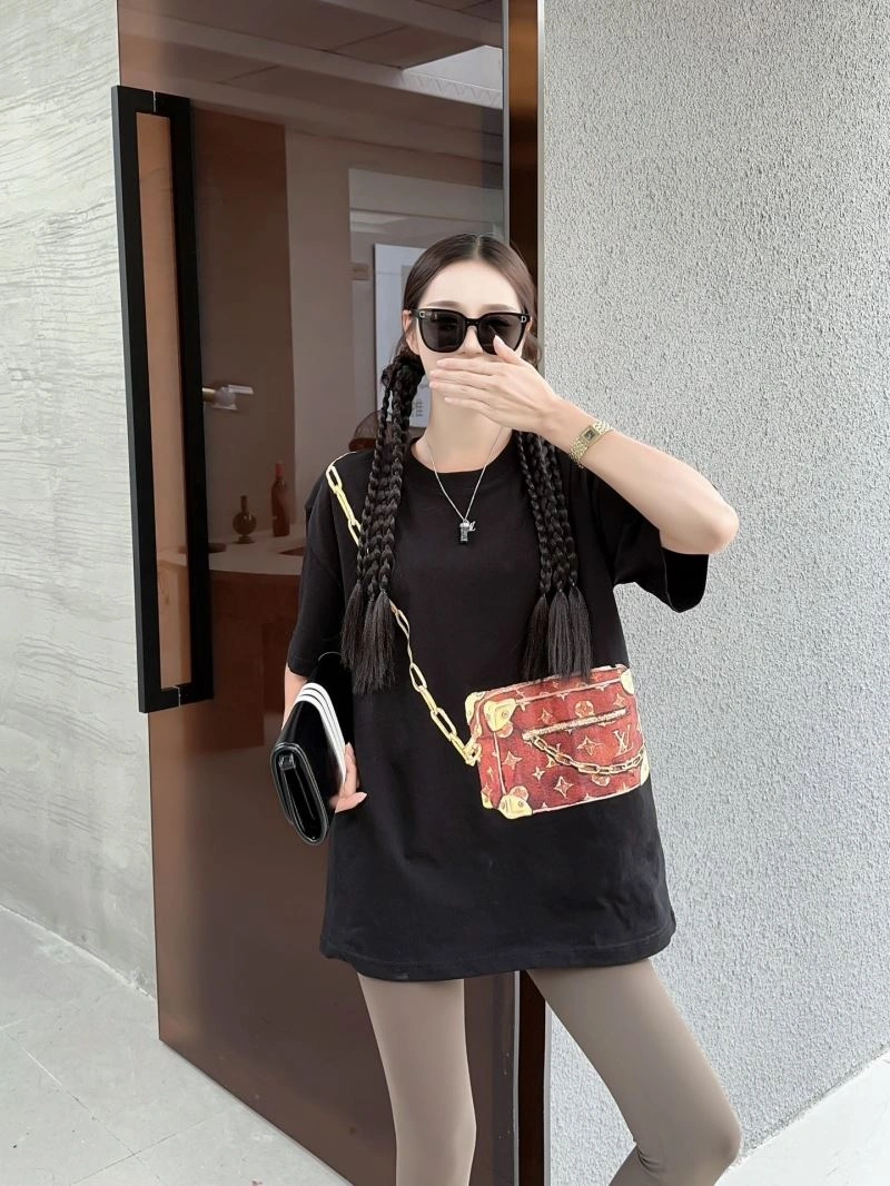 Louis Vuitton T-Shirts Cozy 138120