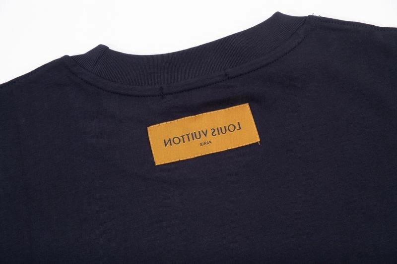 Louis Vuitton T-Shirts Vibrant 138202