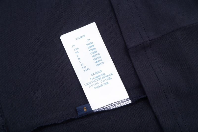 Louis Vuitton T-Shirts Vibrant 138202