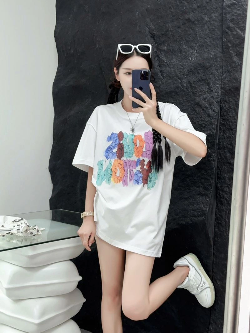 Louis Vuitton T-Shirts Fashionable 138118