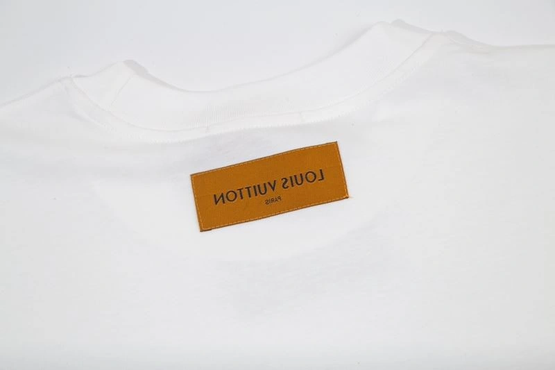 Louis Vuitton T-Shirts Contemporary 138117