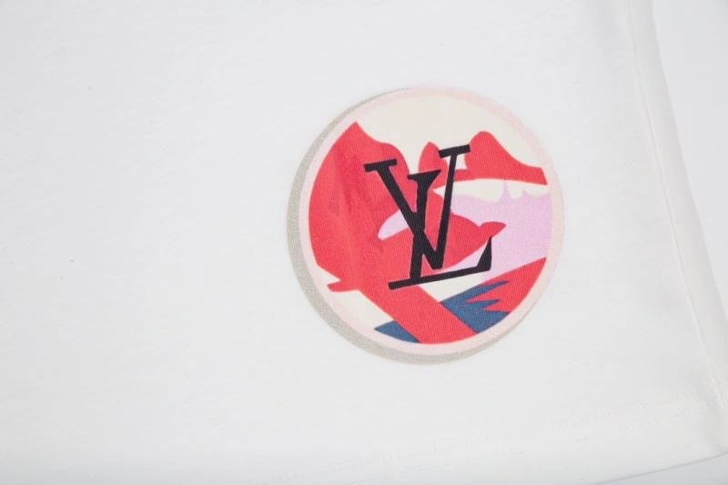 Louis Vuitton T-Shirts Contemporary 138117