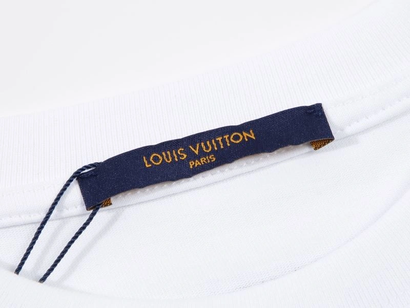 Louis Vuitton T-Shirts StreetReady 138116