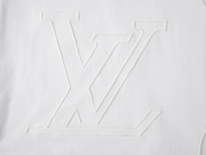 Fashionable Louis Vuitton T-Shirts 138092