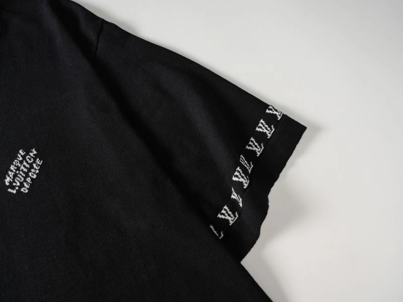 Trendy Louis Vuitton T-Shirts 138094