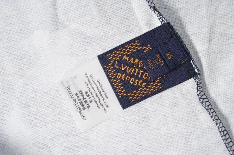 Louis Vuitton T-Shirts WaterResistant 138111