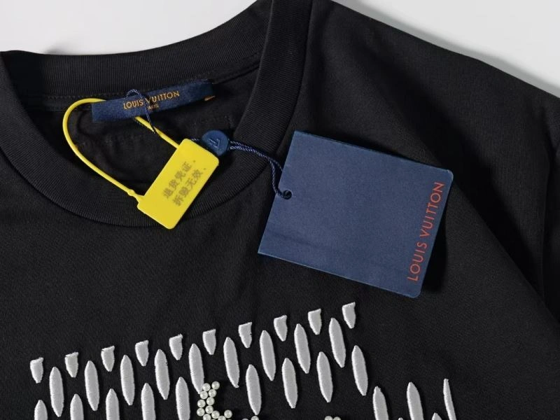 QuickDry Louis Vuitton T-Shirts 138085