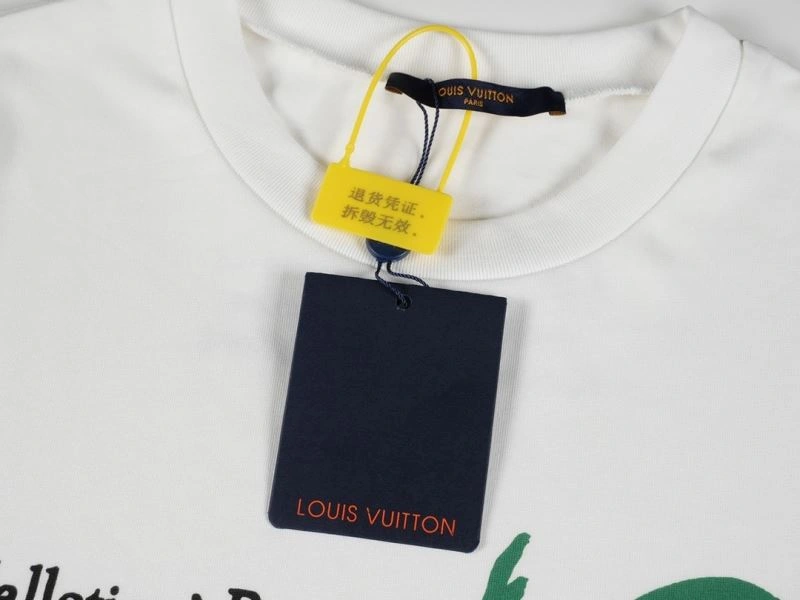 Stretchable Louis Vuitton T-Shirts 138090