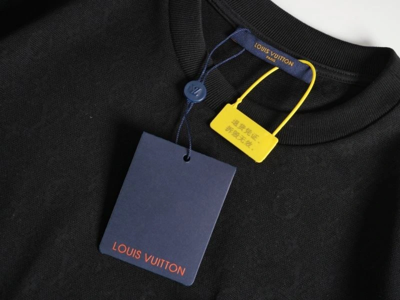 Seasonal Louis Vuitton T-Shirts 138067