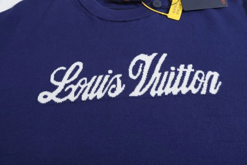 Louis Vuitton T-Shirts Casual 138050