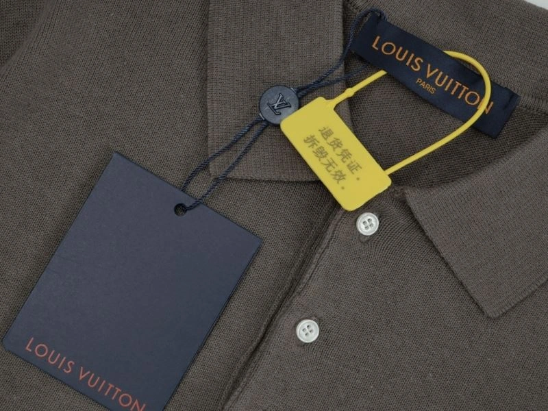Stylish Louis Vuitton T-Shirts 138049