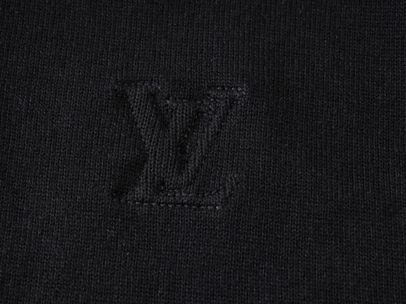 ComfortFit Louis Vuitton T-Shirts 138047