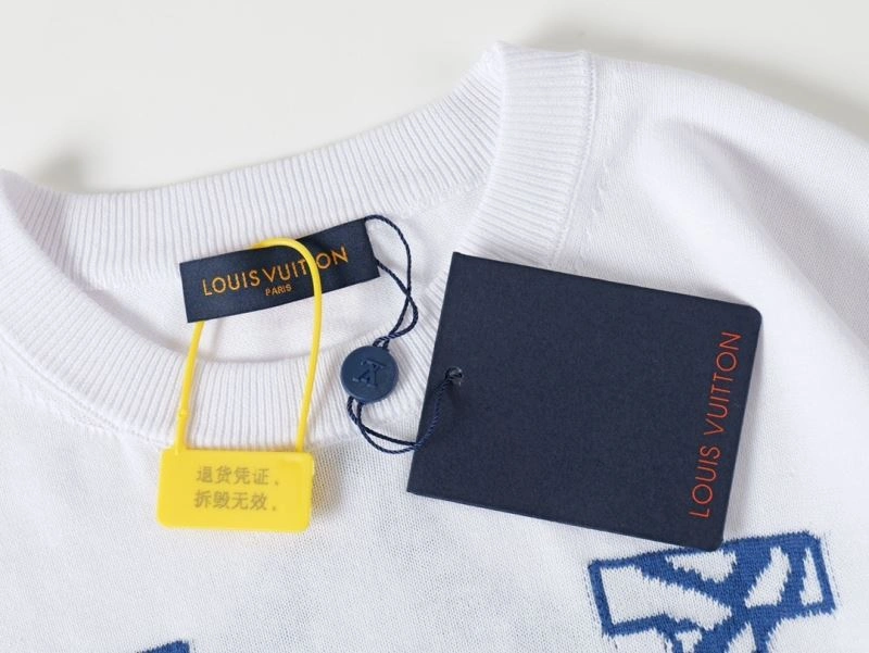 Packable Louis Vuitton T-Shirts 138078