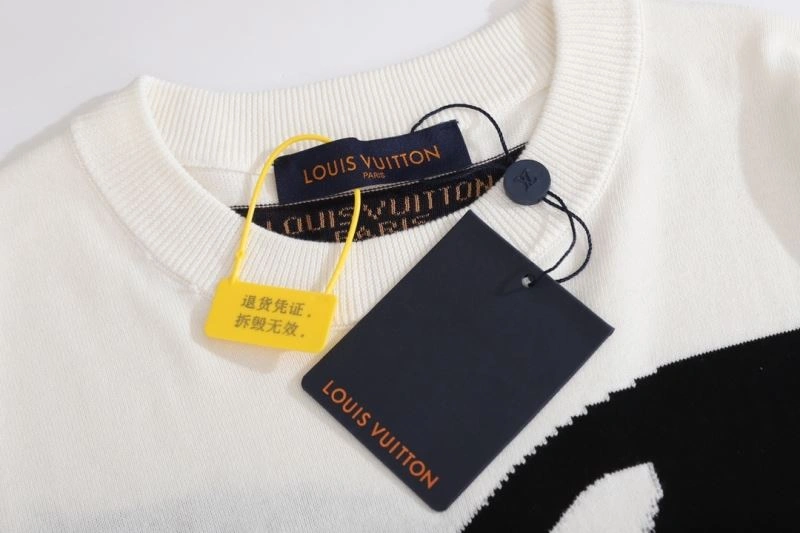 TechFriendly Louis Vuitton T-Shirts 138042