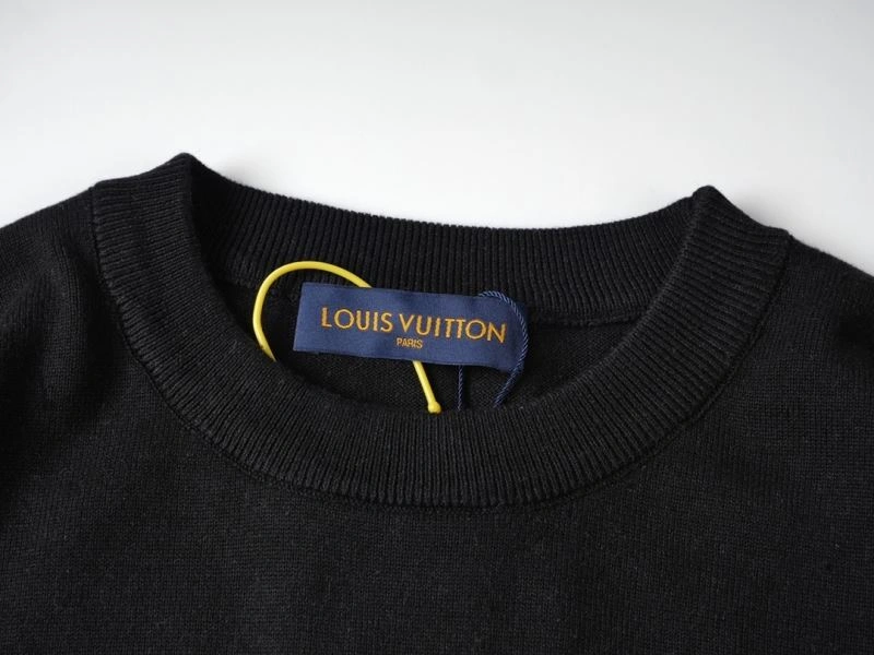 RelaxedFit Louis Vuitton T-Shirts 138029