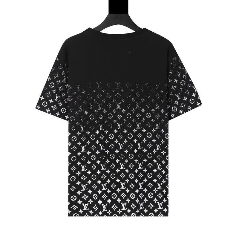 Louis Vuitton T-Shirts Lightweight 138003