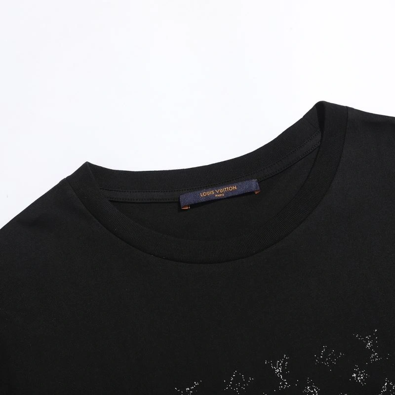 Louis Vuitton T-Shirts Lightweight 138003