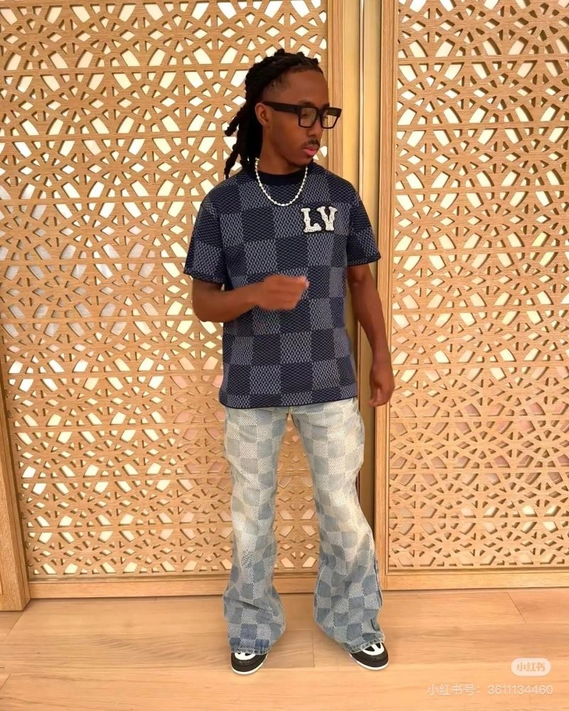 Timeless Louis Vuitton T-Shirts 138021