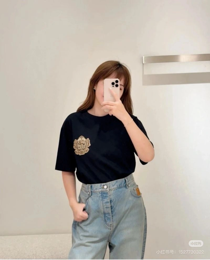 Effortless Louis Vuitton T-Shirts 138007
