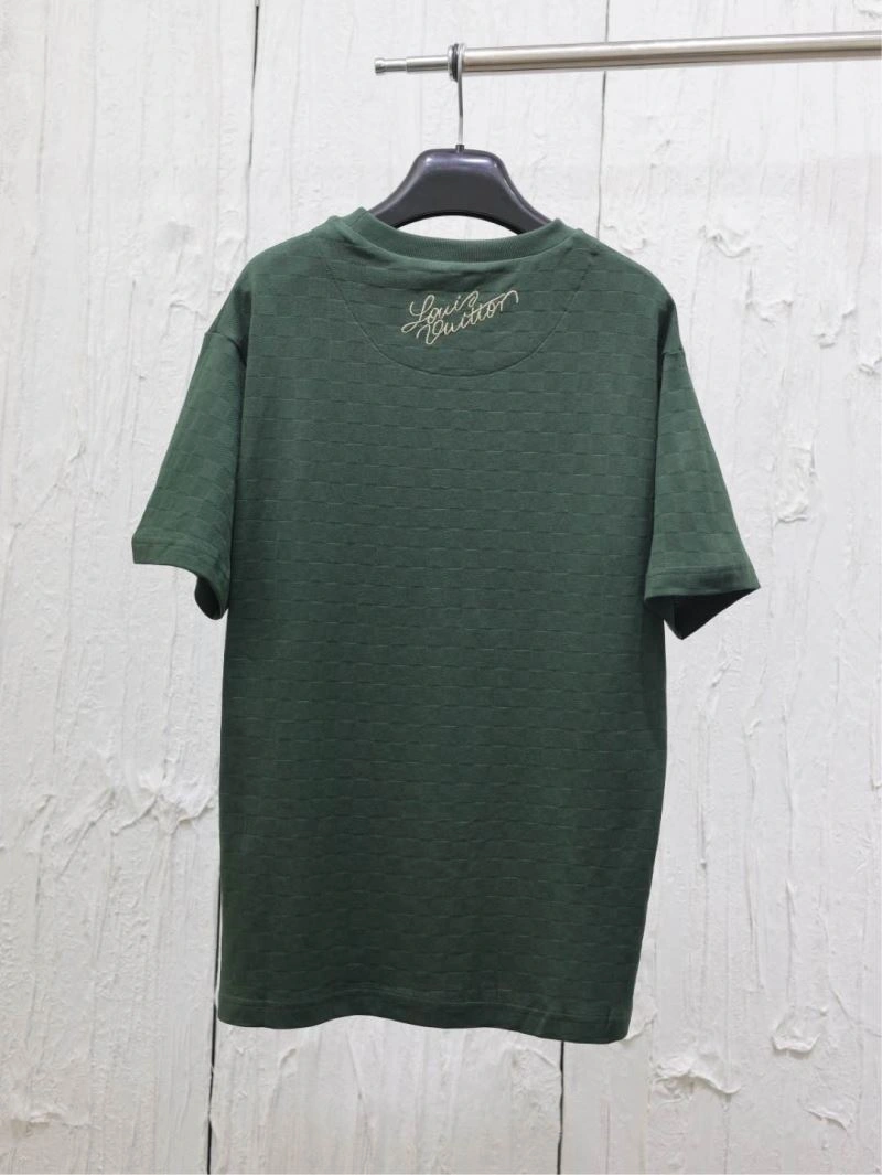 Elegant Louis Vuitton T-Shirts 138001