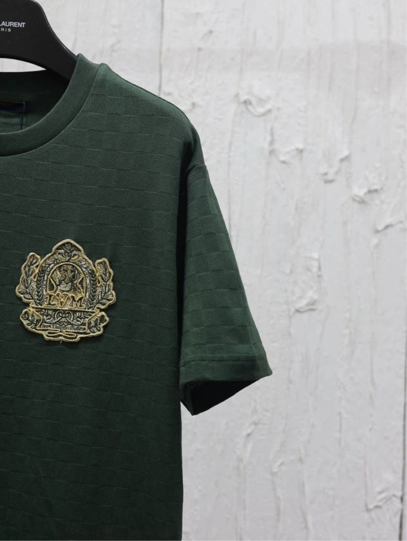 Elegant Louis Vuitton T-Shirts 138001