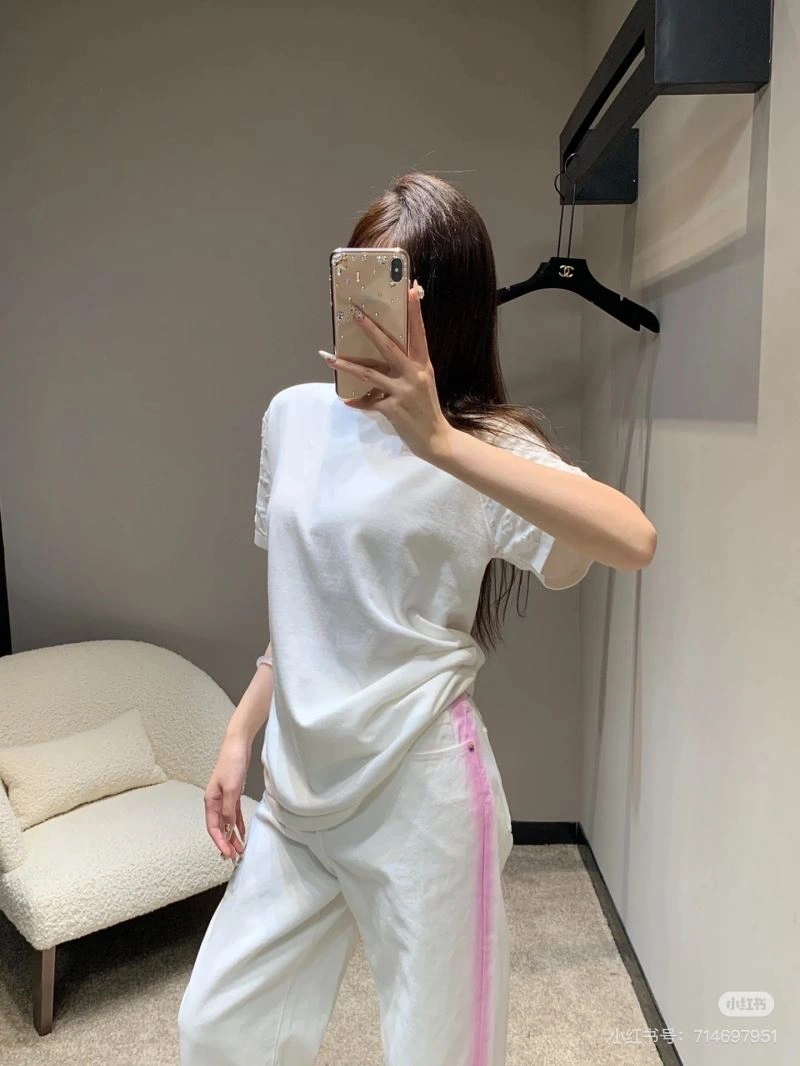 Louis Vuitton T-Shirts Stretchable 137994