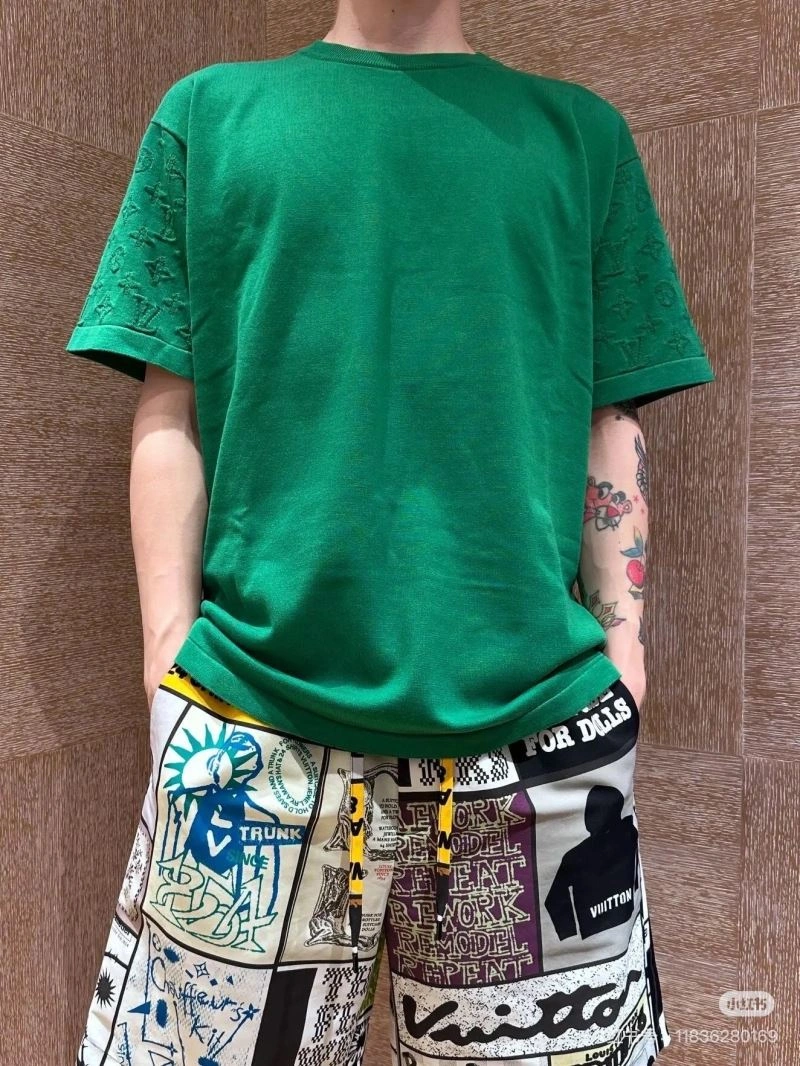 Louis Vuitton T-Shirts Stretchable 137994