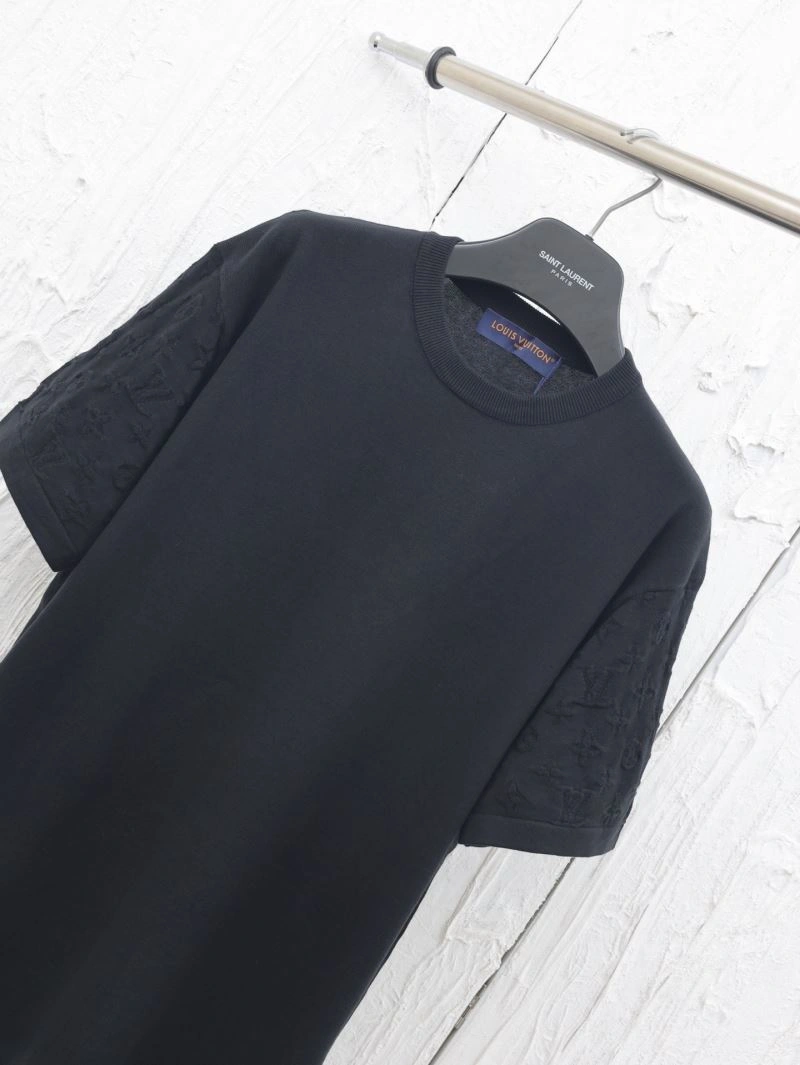 TechFriendly Louis Vuitton T-Shirts 137993