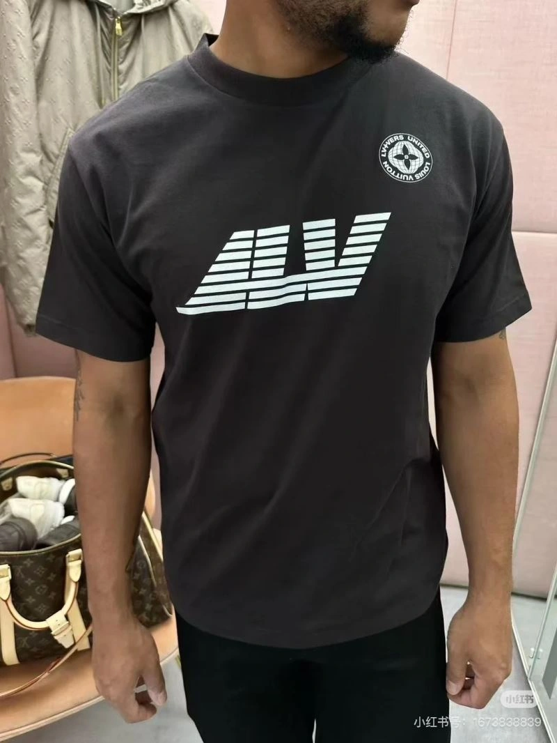 Trendy Louis Vuitton T-Shirts 137988