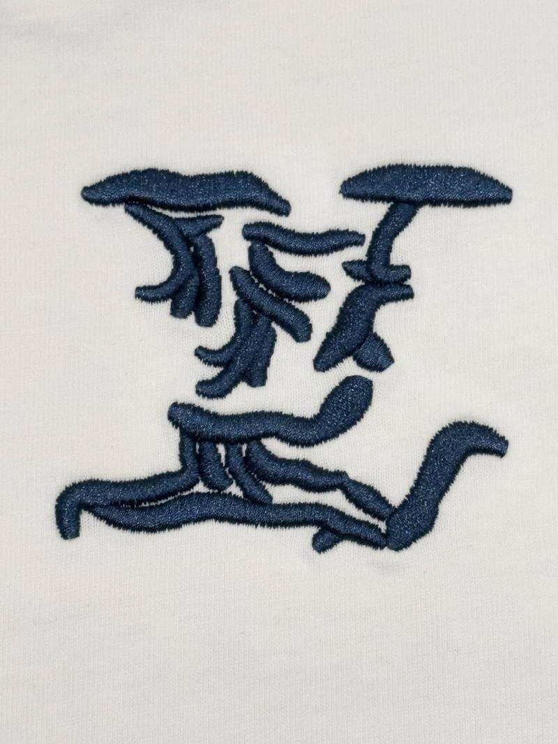 TechFriendly Louis Vuitton T-Shirts 137971
