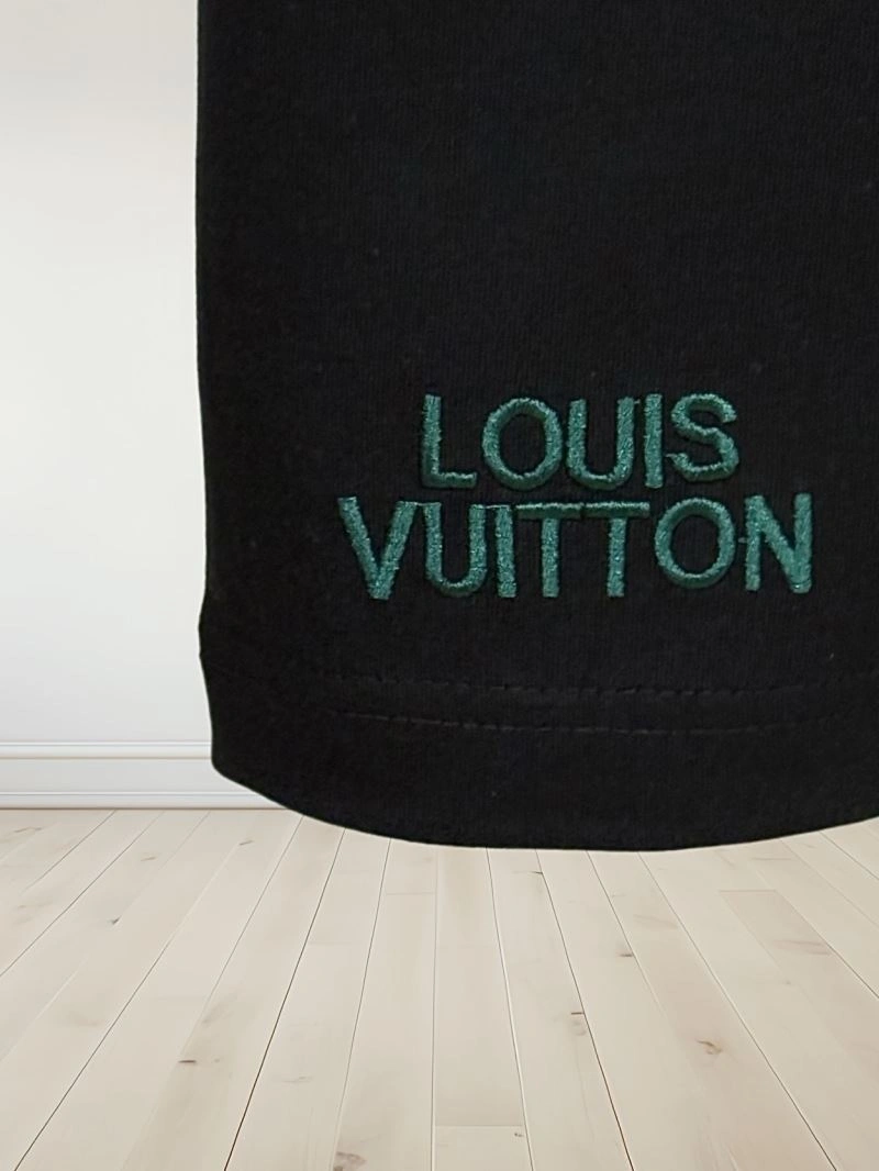 Louis Vuitton T-Shirts ComfortFit 137963