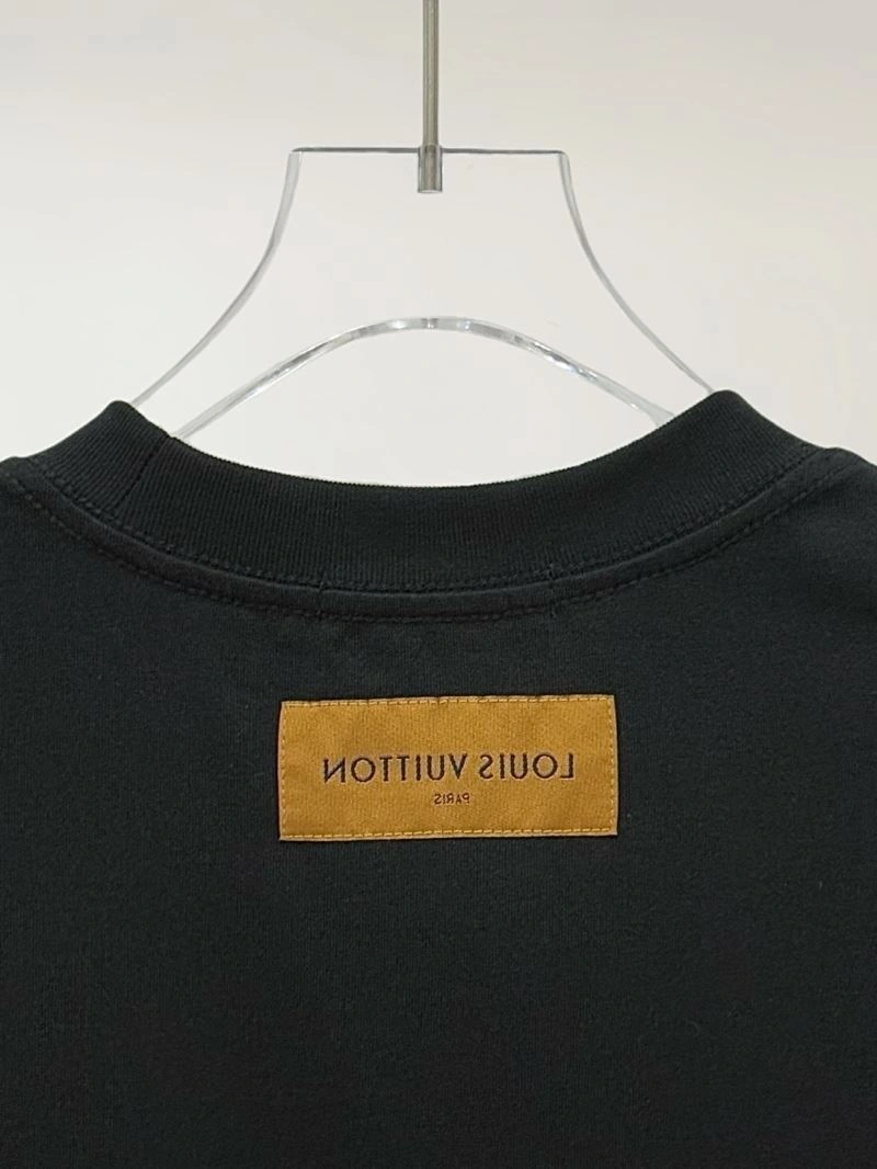 Louis Vuitton T-Shirts ComfortFit 137963