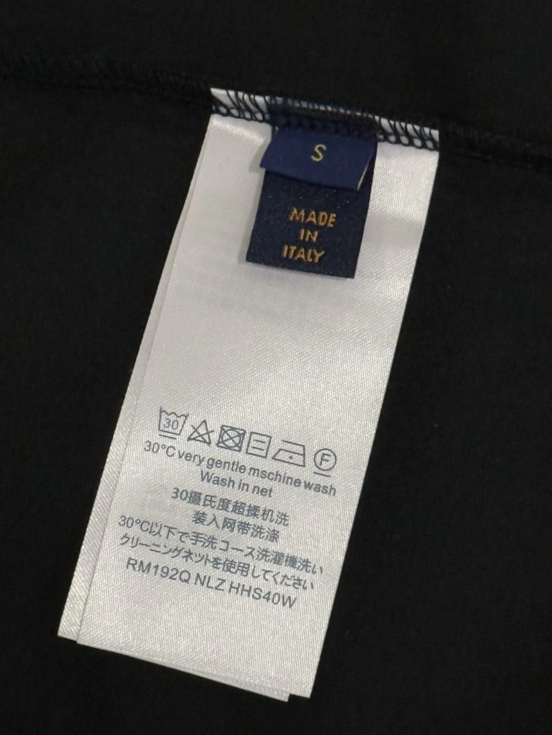 Louis Vuitton T-Shirts ComfortFit 137963
