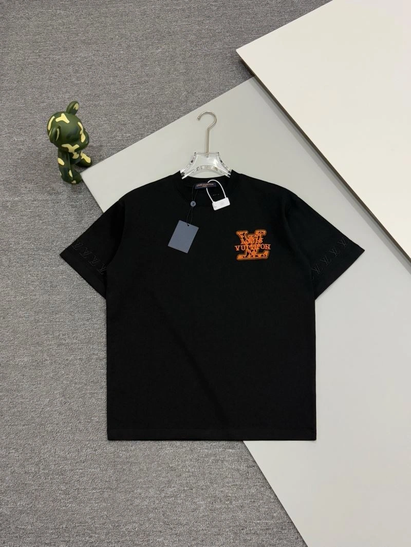 Cozy Louis Vuitton T-Shirts 137977
