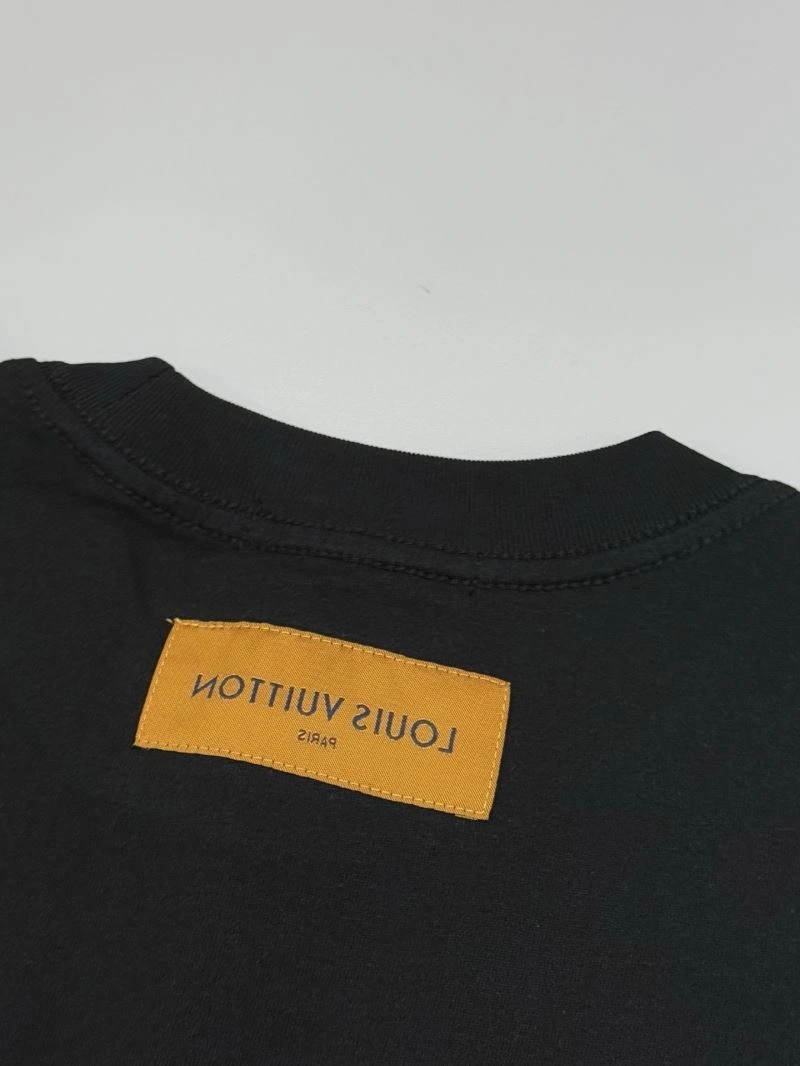 Cozy Louis Vuitton T-Shirts 137977