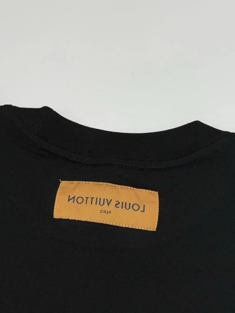 QuickDry Louis Vuitton T-Shirts 137979