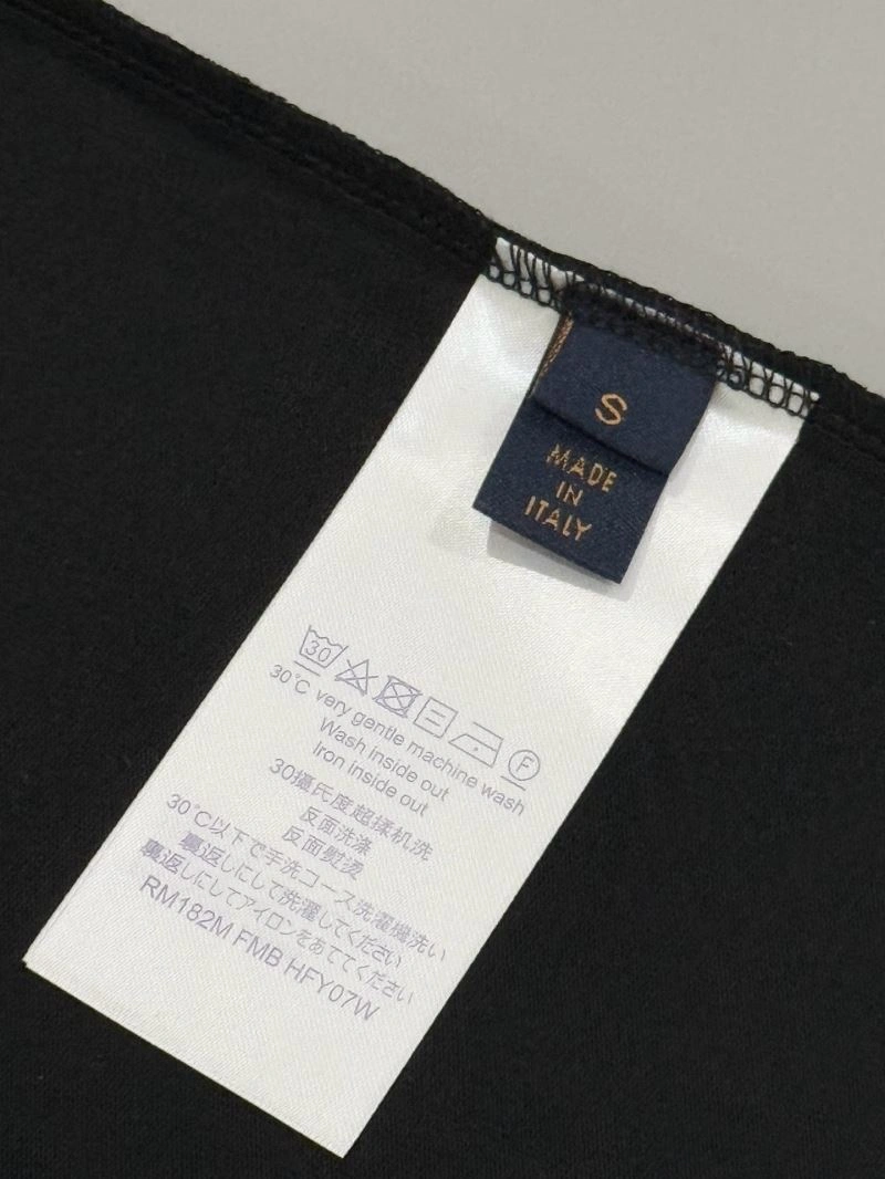 QuickDry Louis Vuitton T-Shirts 137979