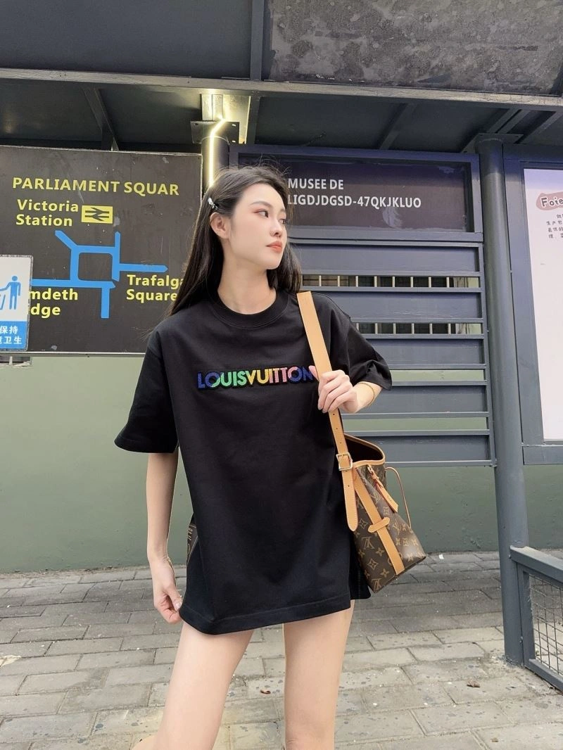 QuickDry Louis Vuitton T-Shirts 137979
