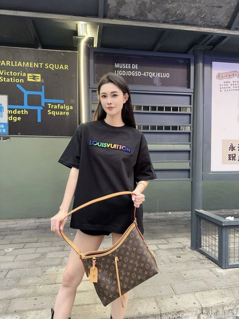 QuickDry Louis Vuitton T-Shirts 137979