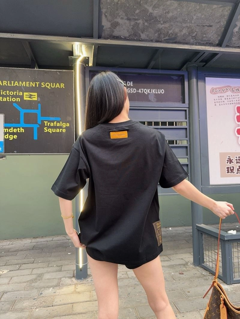 QuickDry Louis Vuitton T-Shirts 137979