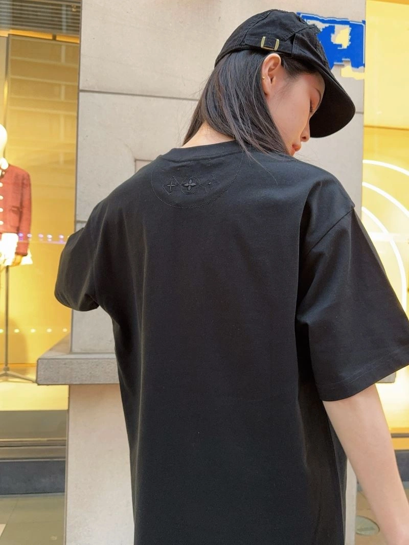 SoftTouch Louis Vuitton T-Shirts 137986