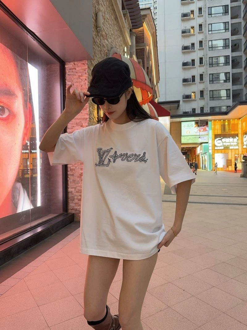TravelReady Louis Vuitton T-Shirts 137969