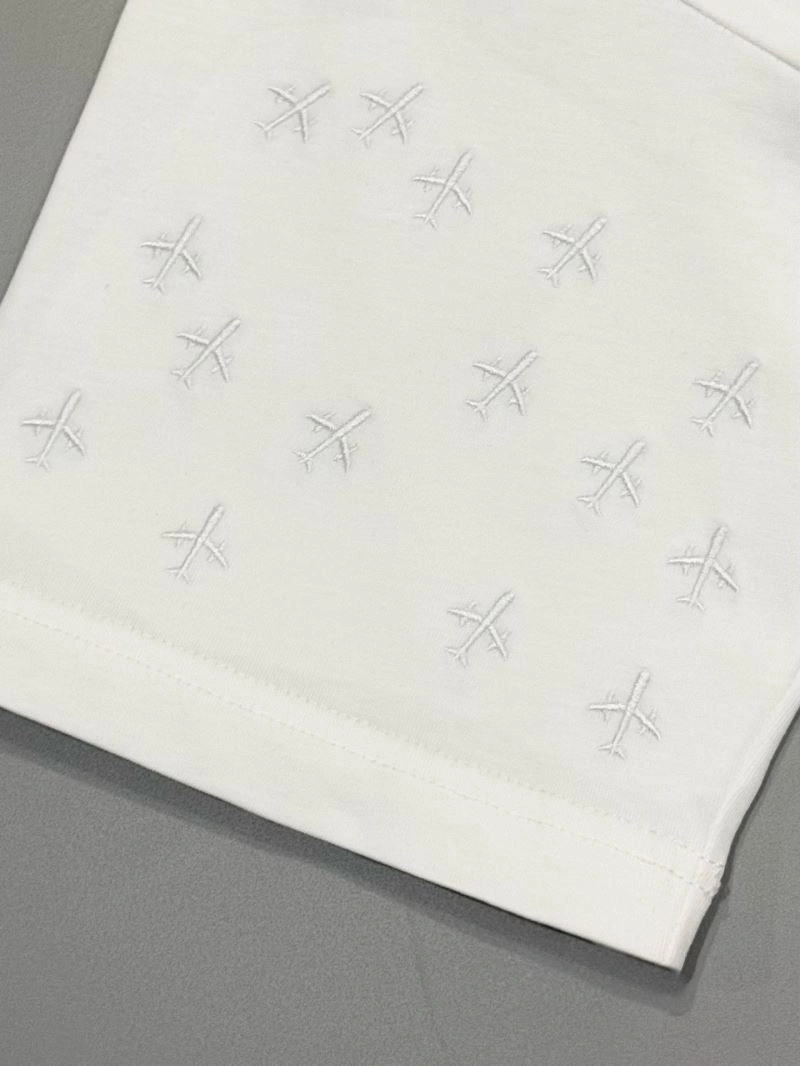 Trendsetting Louis Vuitton T-Shirts 137990
