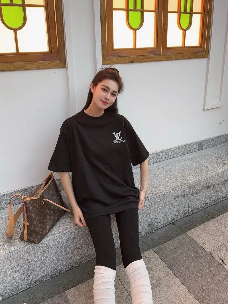 Louis Vuitton T-Shirts EasyCare 137962